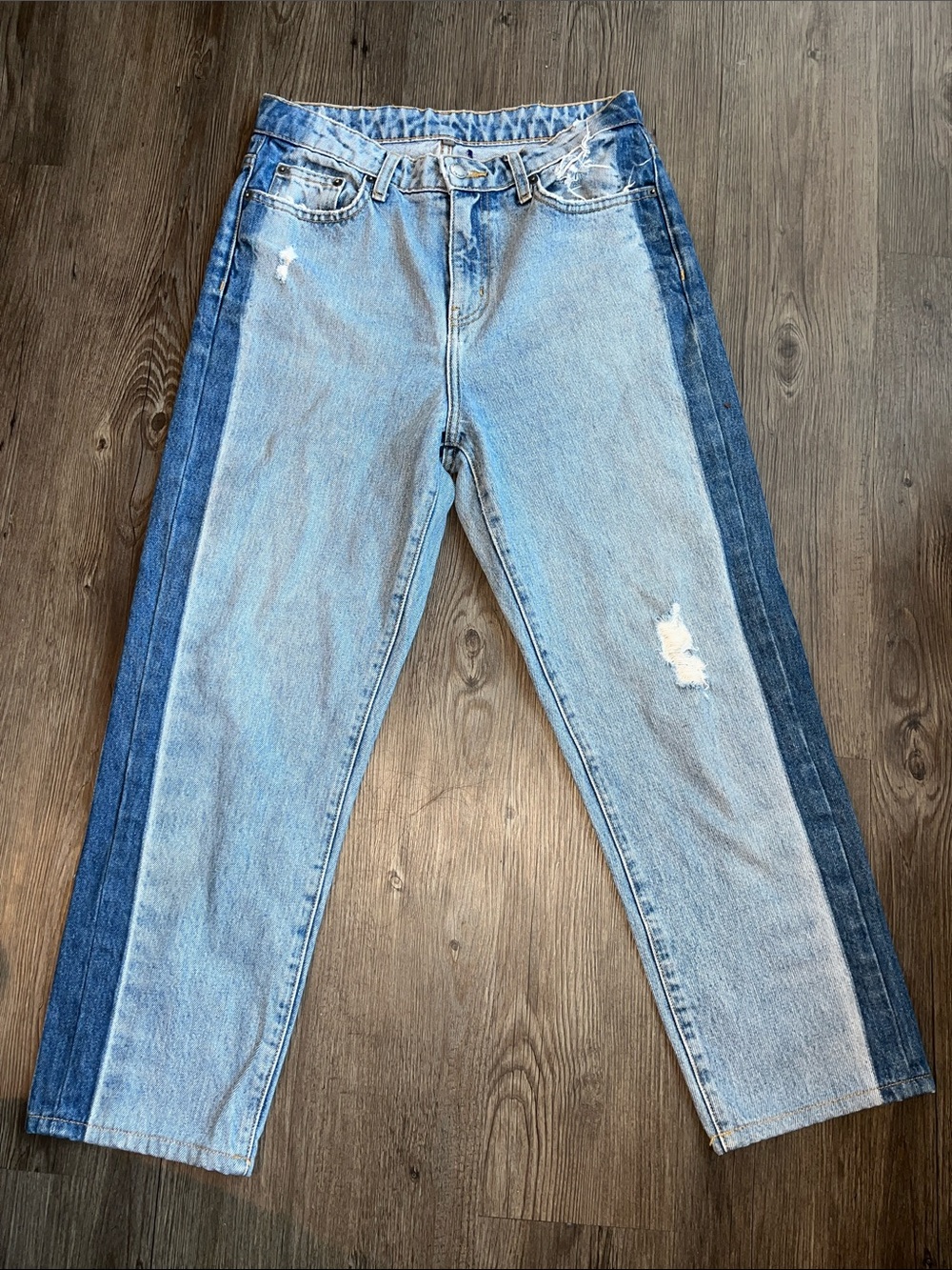 CARMAR Two-Tone Jeans with Side Panels